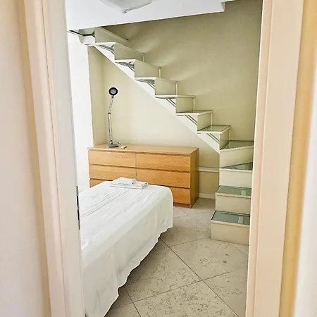 Domus Rossetti Apartment *